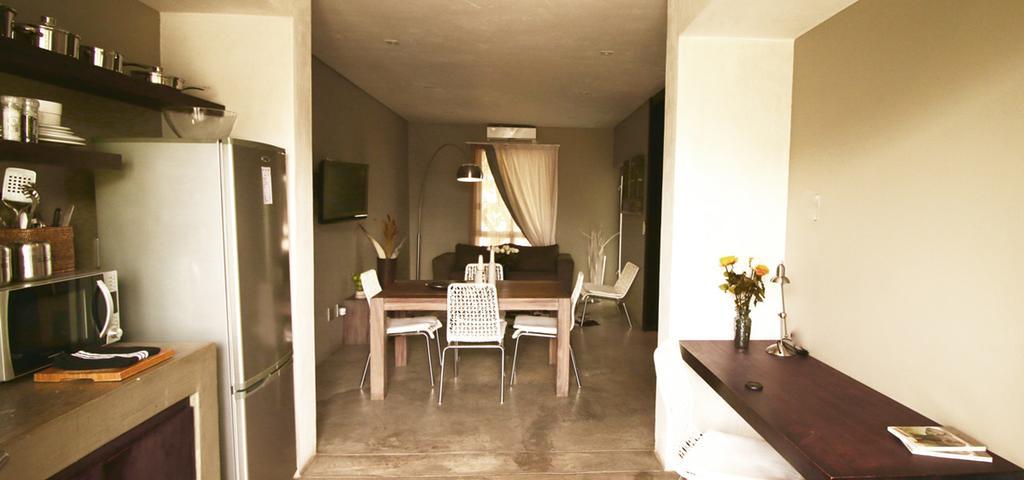 The Village Courtyard Suites & Executive Apartment Windhoek Exterior photo