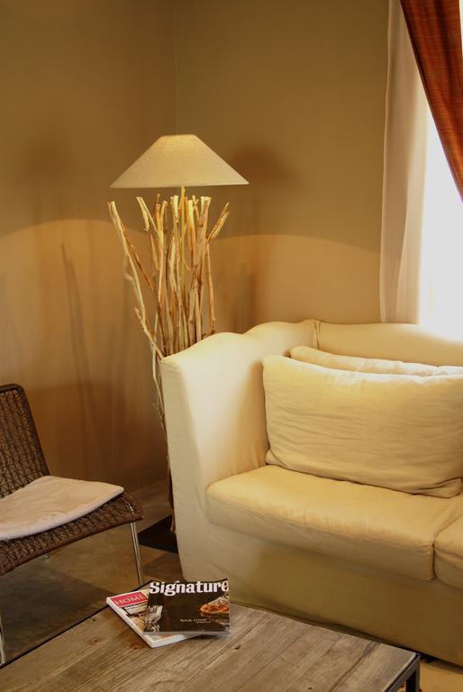 The Village Courtyard Suites & Executive Apartment Windhoek Exterior photo